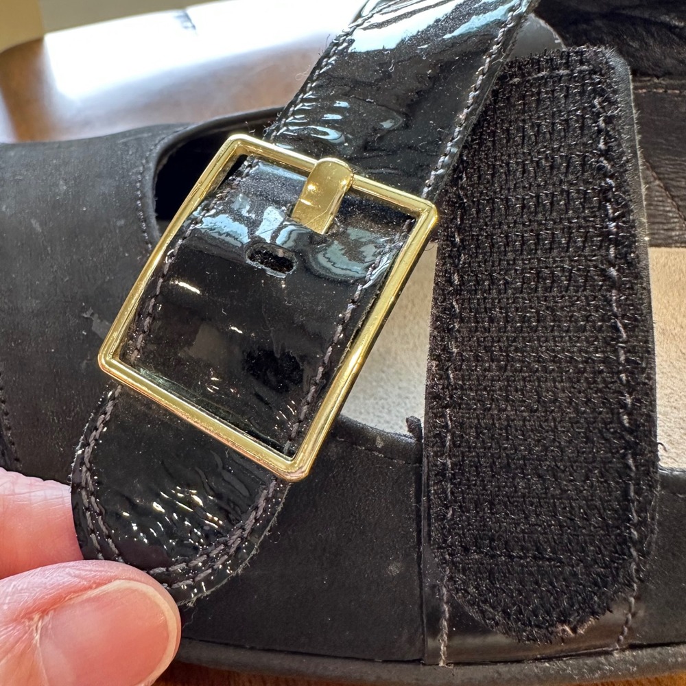 Naot Mary Jane Shoes Womens 42 Black Nubuck Patent Leather Buckle Strap Comfort - Picture 5 of 11